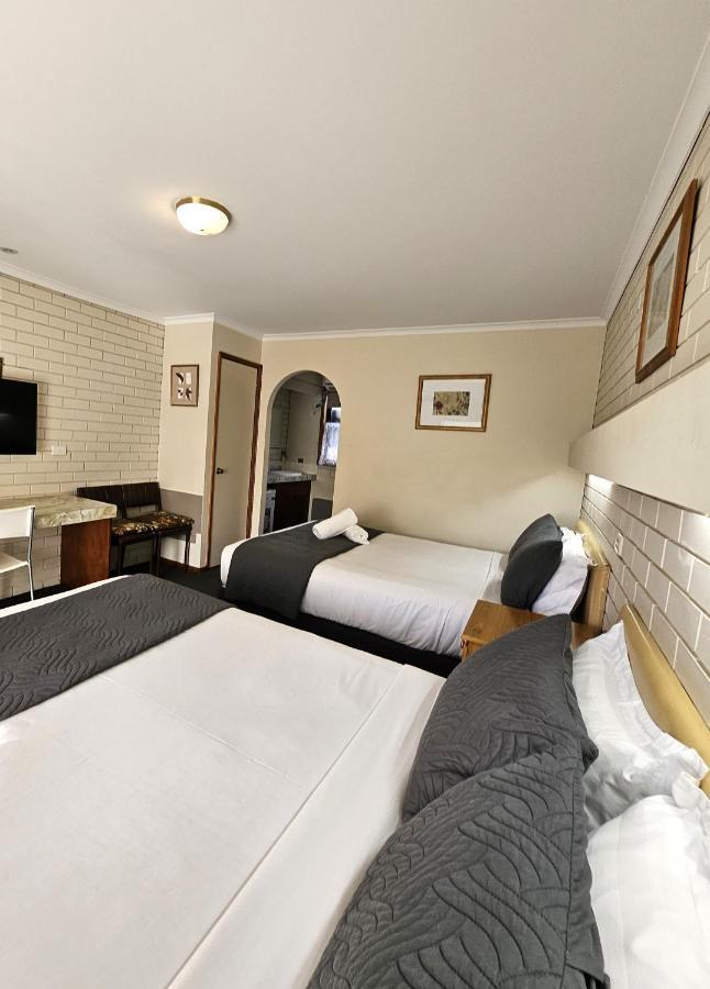בלאראט Alfred Motor Inn מראה חיצוני תמונה